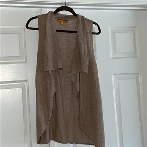 Ellen Tracy long taupe vest